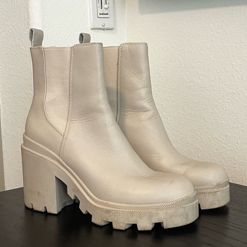 Steve Madden Boots